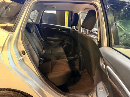 2017 Honda Fit - photo 19