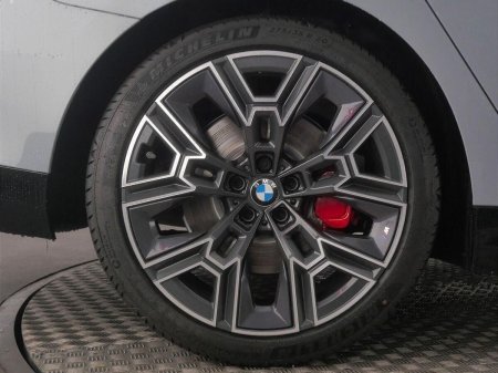2026 BMW 5-Series - photo 14