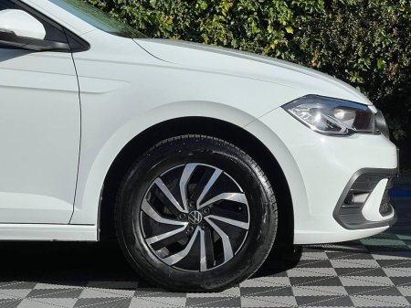 2023 Volkswagen Polo - photo 9