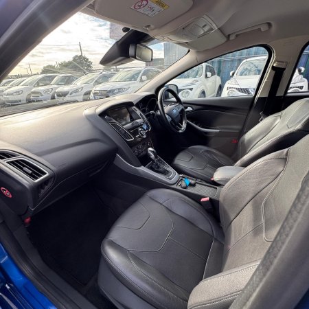 2015 Ford Focus - photo 14