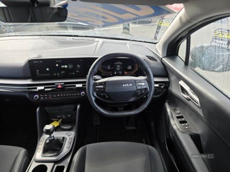 2025 Kia Sportage - photo 10