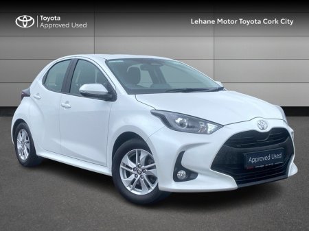 2024 Toyota Yaris HYB 1.5 LUNA 115HP