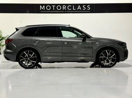 2023 Volkswagen Touareg - photo 5