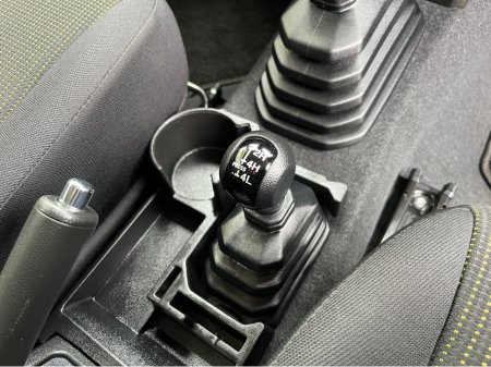 2025 Suzuki Jimny - photo 16