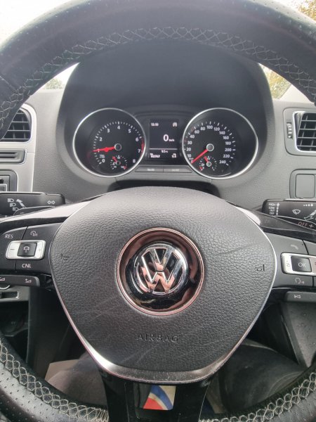 2015 Volkswagen Polo - photo 24