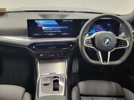 2026 BMW 3-Series - photo 4
