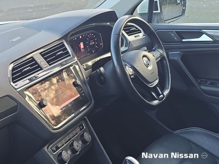 2020 Volkswagen Tiguan - photo 18