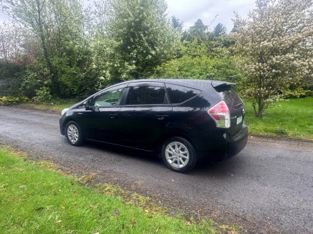 2015 Toyota Prius - photo 3