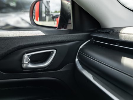 2024 Jeep Compass - photo 17