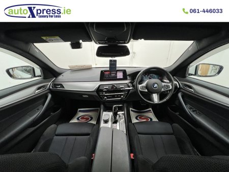 2020 BMW 5-Series - photo 2