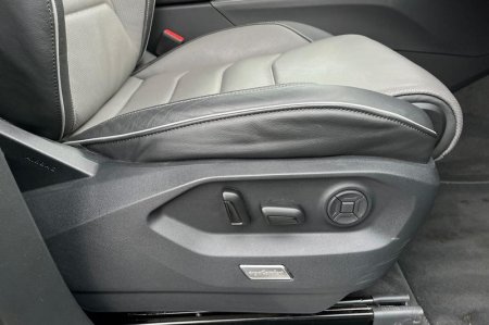 2026 Volkswagen Touareg - photo 25