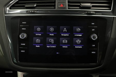 2023 Volkswagen Tiguan - photo 36