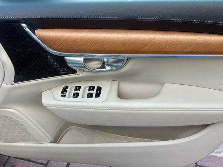 2020 Volvo V90 - photo 10