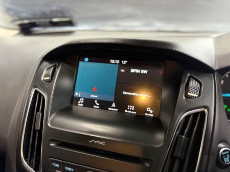 2017 Ford Focus - photo 29