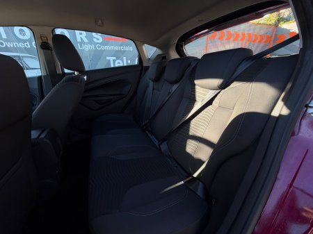 2015 Ford Fiesta - photo 12