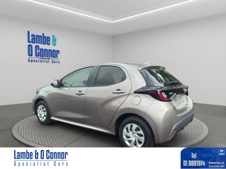 2021 Toyota Yaris - photo 3