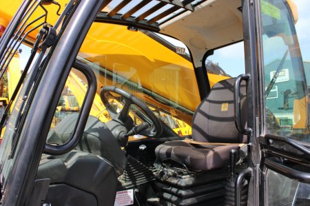 0 JCB  - photo 7