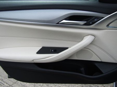 2018 BMW 5-Series - photo 33