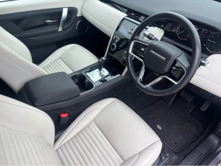 2022 Land Rover Discovery Sport - photo 3