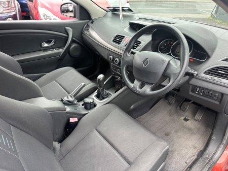 2009 Renault Megane - photo 11