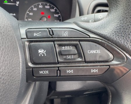 2022 Toyota Yaris - photo 13
