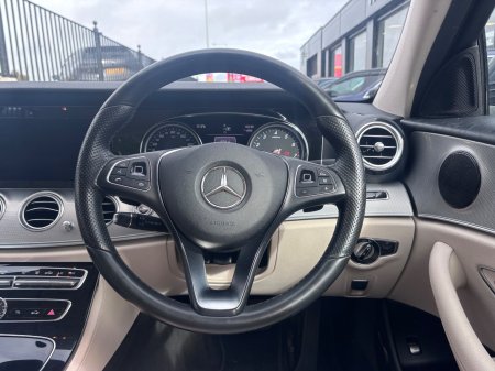 2017 Mercedes-Benz E-Class - photo 9