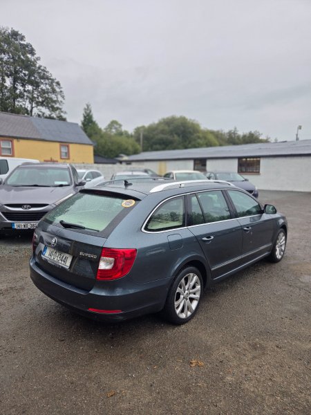 2014 Skoda Superb - photo 10