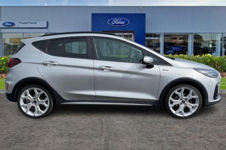 2023 Ford Fiesta - photo 3