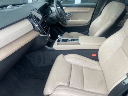 2025 Volvo XC90 - photo 14