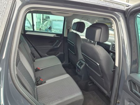 2019 Volkswagen Tiguan - photo 3