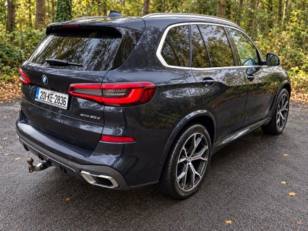 2020 BMW X5 - photo 2
