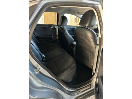 2023 Kia XCeed - photo 8