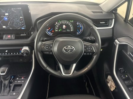 2024 Toyota RAV4 - photo 9