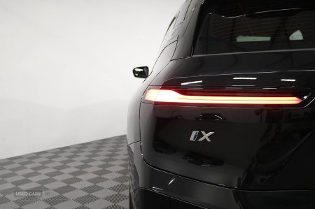 2023 BMW iX - photo 10