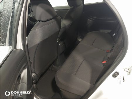 2023 Toyota Yaris - photo 12