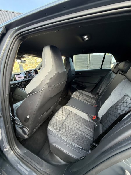 2022 Volkswagen Golf - photo 18
