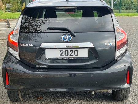 2020 Toyota Aqua - photo 9