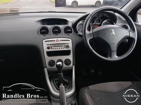 2012 Peugeot 308 - photo 11