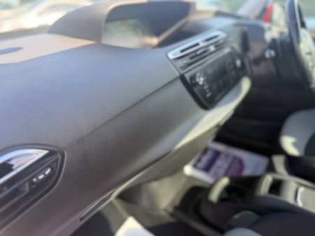 2017 Citroen Grand C4 Picasso - photo 24