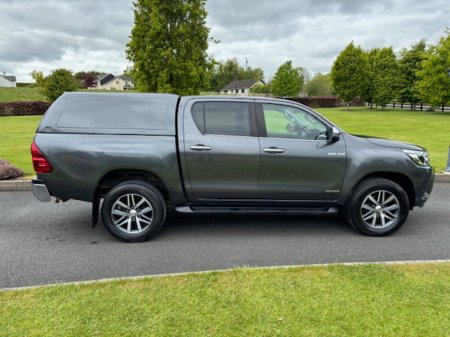 2020 Toyota Hilux - photo 7