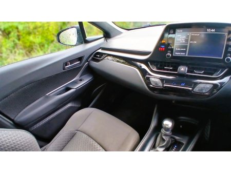2023 Toyota C-HR - photo 12