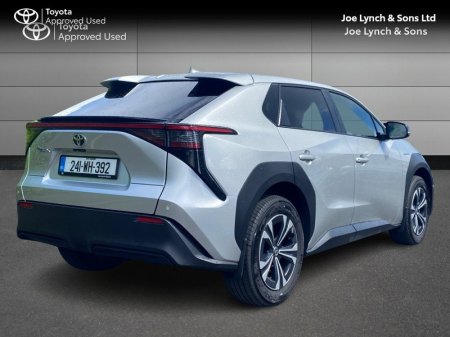 2024 Toyota bZ4X - photo 2