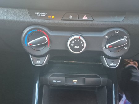 2021 Kia Stonic - photo 21