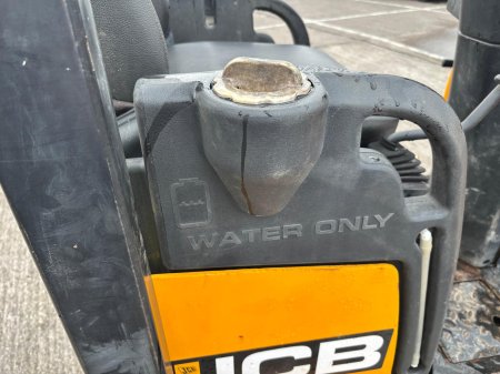 0 JCB  - photo 10