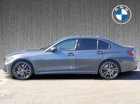 2021 BMW 3-Series - photo 3