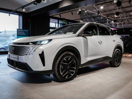 2025 Peugeot 3008 - photo 3