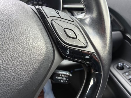 2017 Toyota C-HR - photo 17