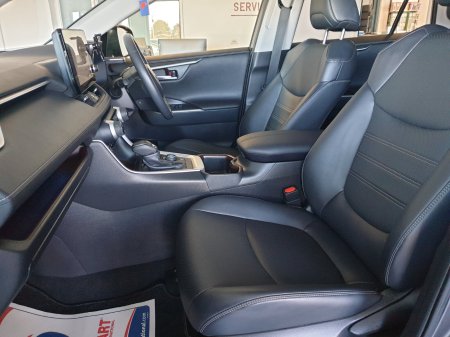 2023 Toyota RAV4 - photo 13