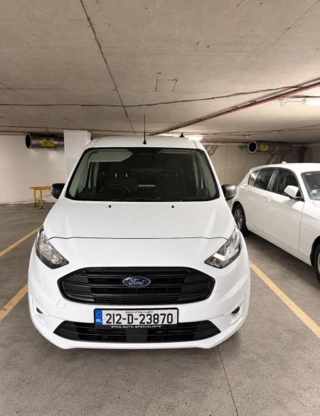 2021 Ford Transit - photo 2