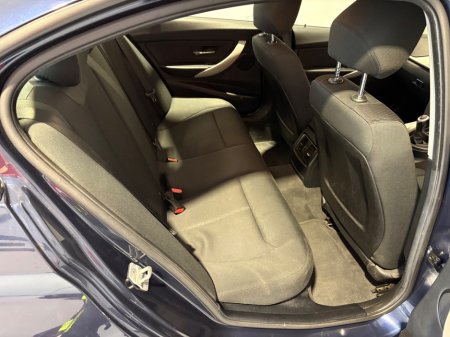 2017 BMW 3-Series - photo 8